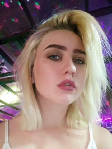 Надя: проститутки индивидуалки в Сочи